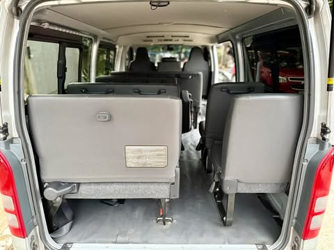2020 TOYOTA HIACE COMMUTER 3.0 MT DIESEL (DBA5151) - Image 3