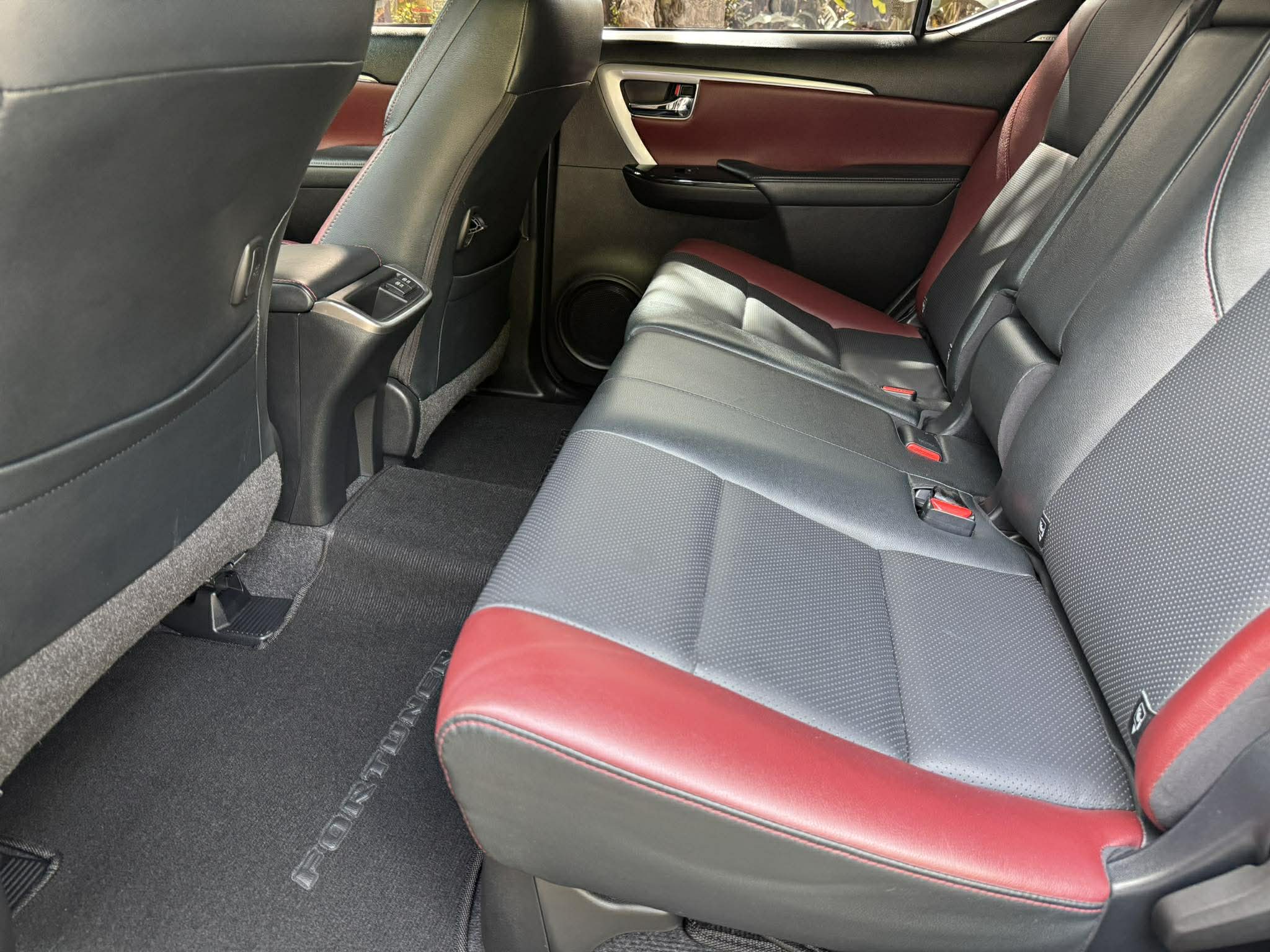 2021 TOYOTA FORTUNER LTD 2.8 4X4 AT DIESEL (NGL8819) - Image 2