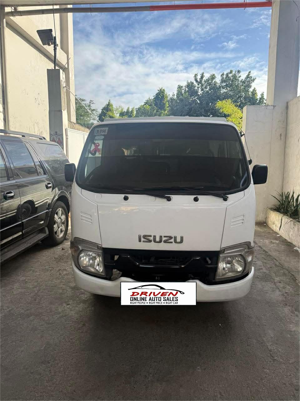 2020 ISUZU TRAVIZ 2.5 MT DIESEL (NFY4778) - Image 1
