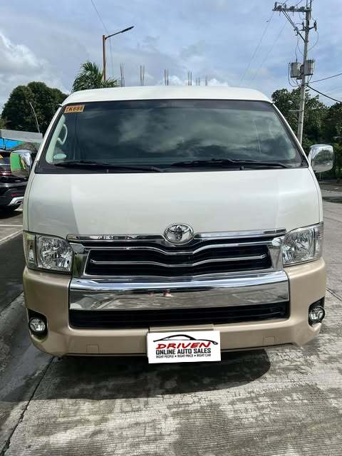 2019 TOYOTA HIACE SUPER GRANDIA 3.0 AT DIESEL (NDQ4159) - Image 1