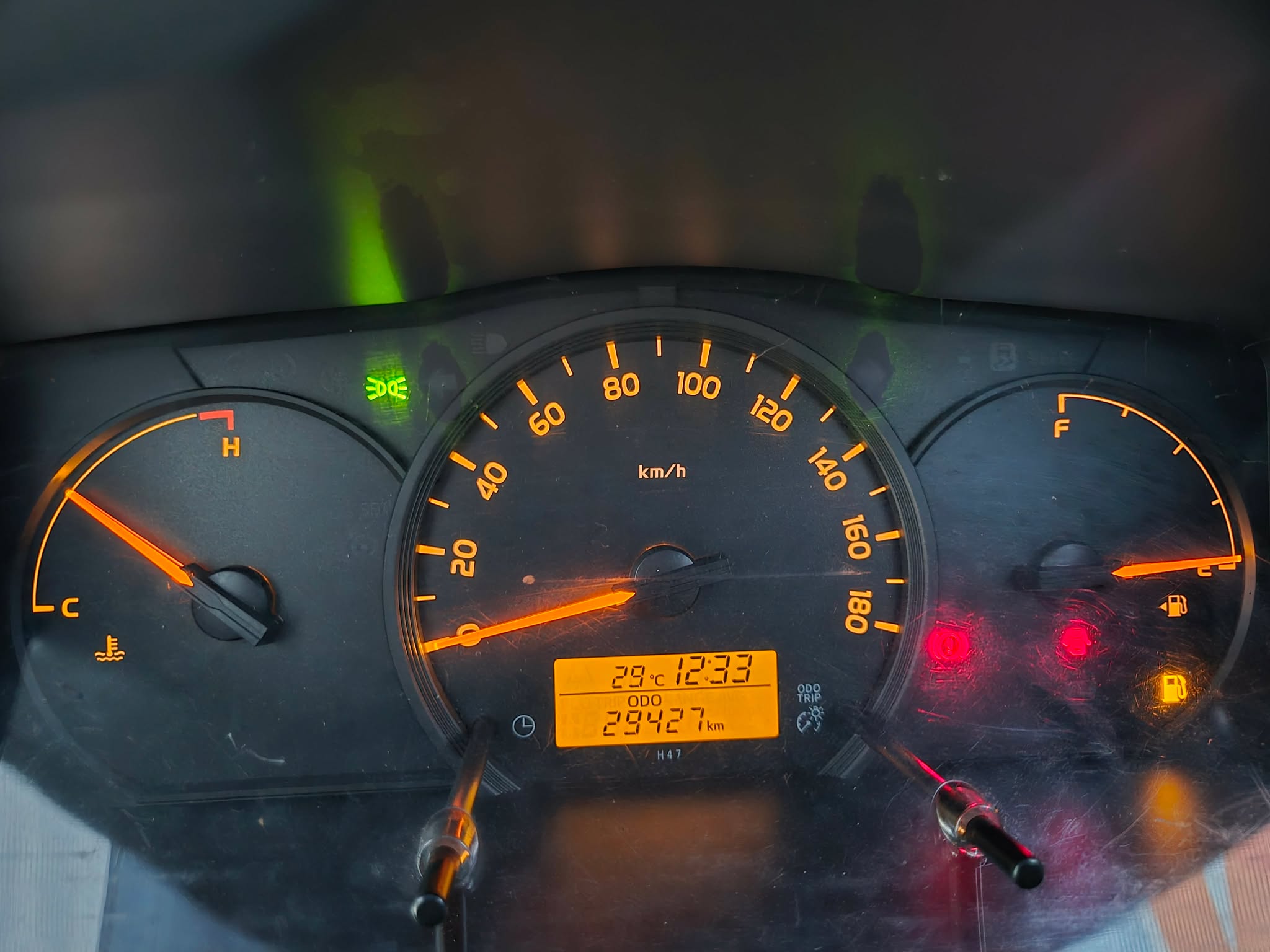 2023 TOYOTA HIACE COMMUTER 3.0 MT DIESEL (NIH6460) - Image 3