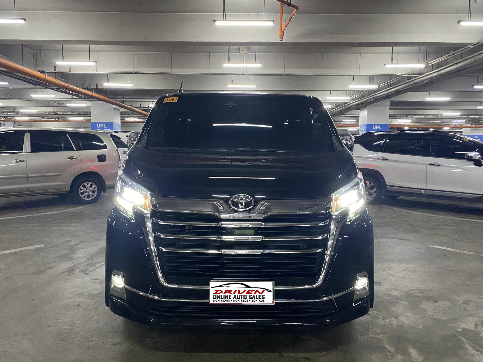 2021 TOYOTA HIACE SUPER GRANDIA ELITE 2.8L AT DIESEL (NDZ9680) - Image 1