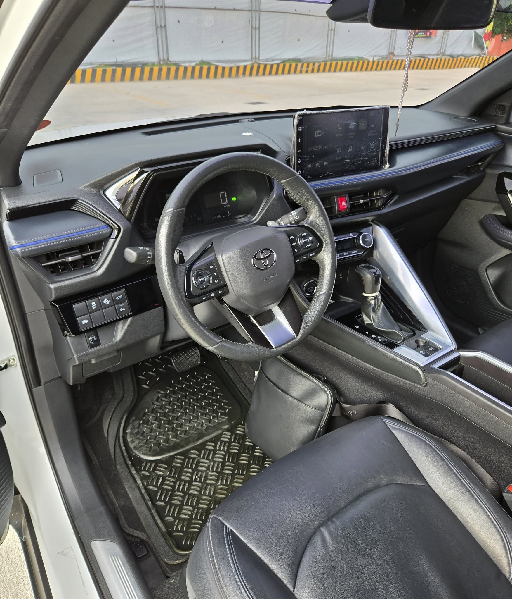 2023 TOYOTA YARIS CROSS V 1.5L CVT AT GAS (NIT6077) - Image 7