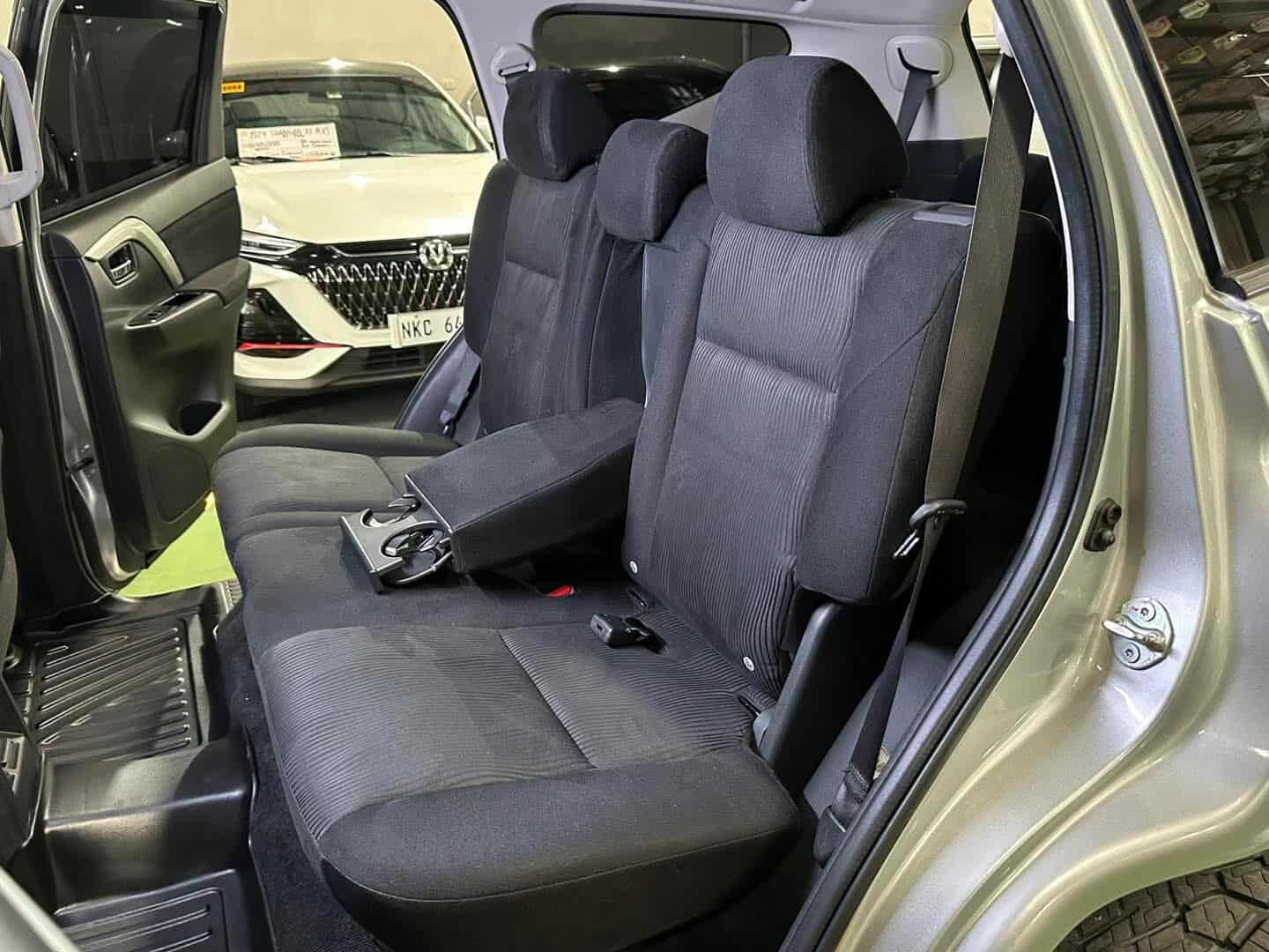 2021 MITSUBISHI MONTERO 2.4 GLS 4X2 AT DIESEL - Image 6