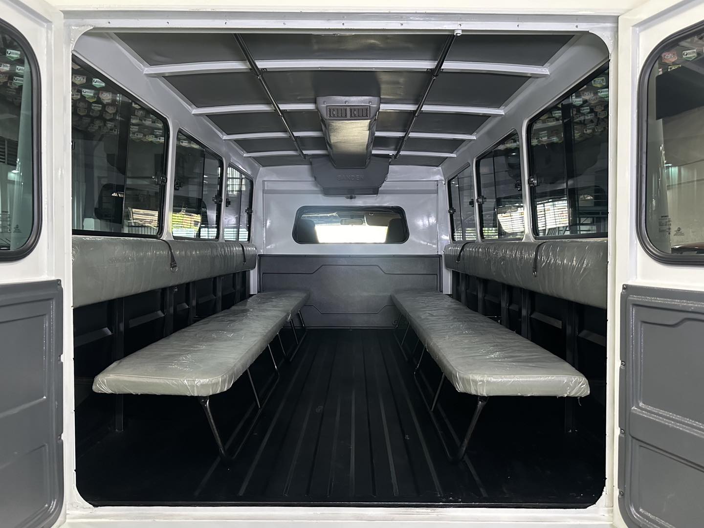 2025 HYUNDAI H100 2.5 CRDI DUAL AC MT DIESEL - Image 6