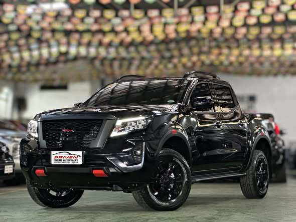 2025 NISSAN NAVARA PRO 4X 4X4 AT DIESEL - Image 3