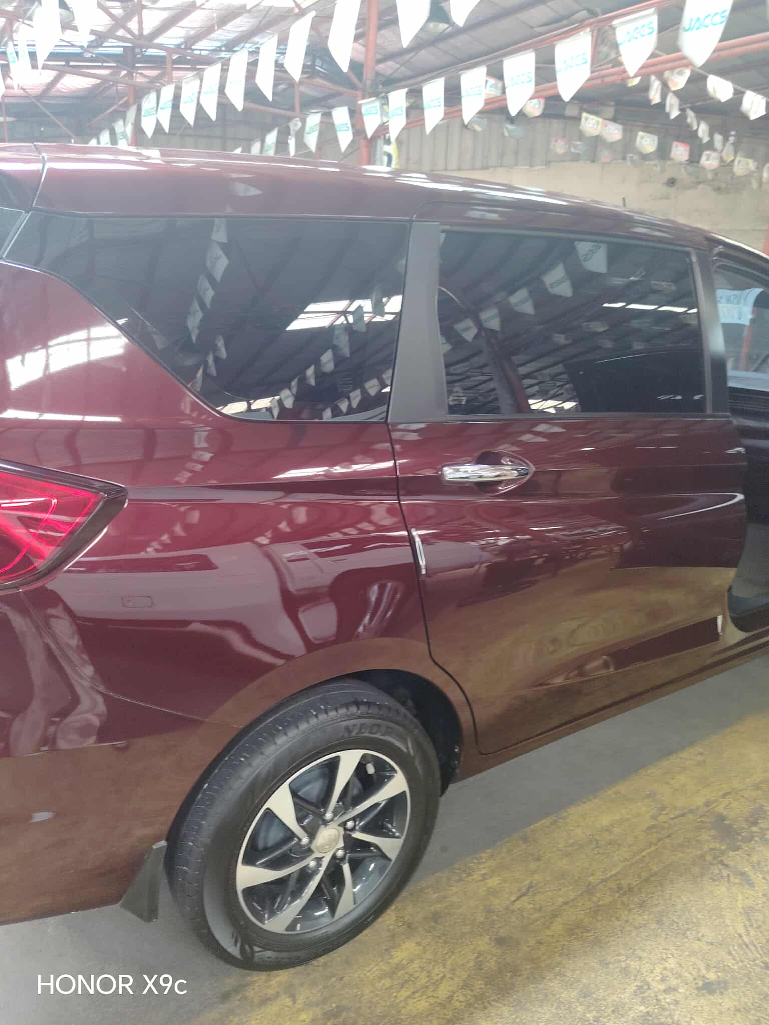 2024 SUZUKI ERTIGA HYBRID AT GAS - Image 5