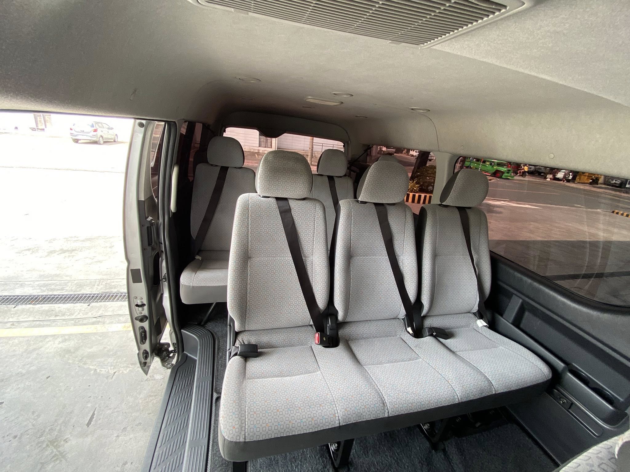 2016 TOYOTA HIACE GL GRANDIA 3.0 MT DIESEL (NCD7681) - Image 6