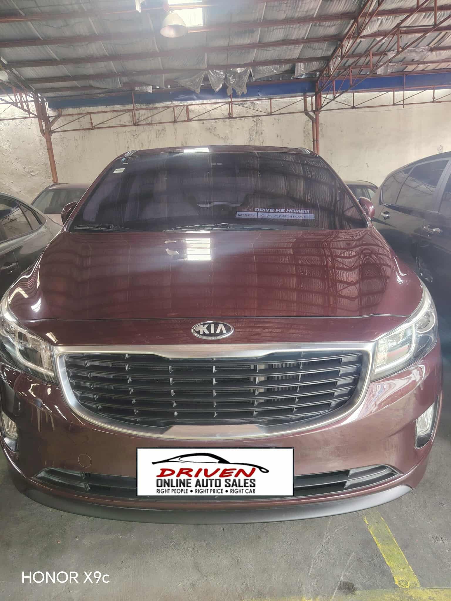 2018 KIA GRAND CARNIVAL AT DIESEL - Image 1