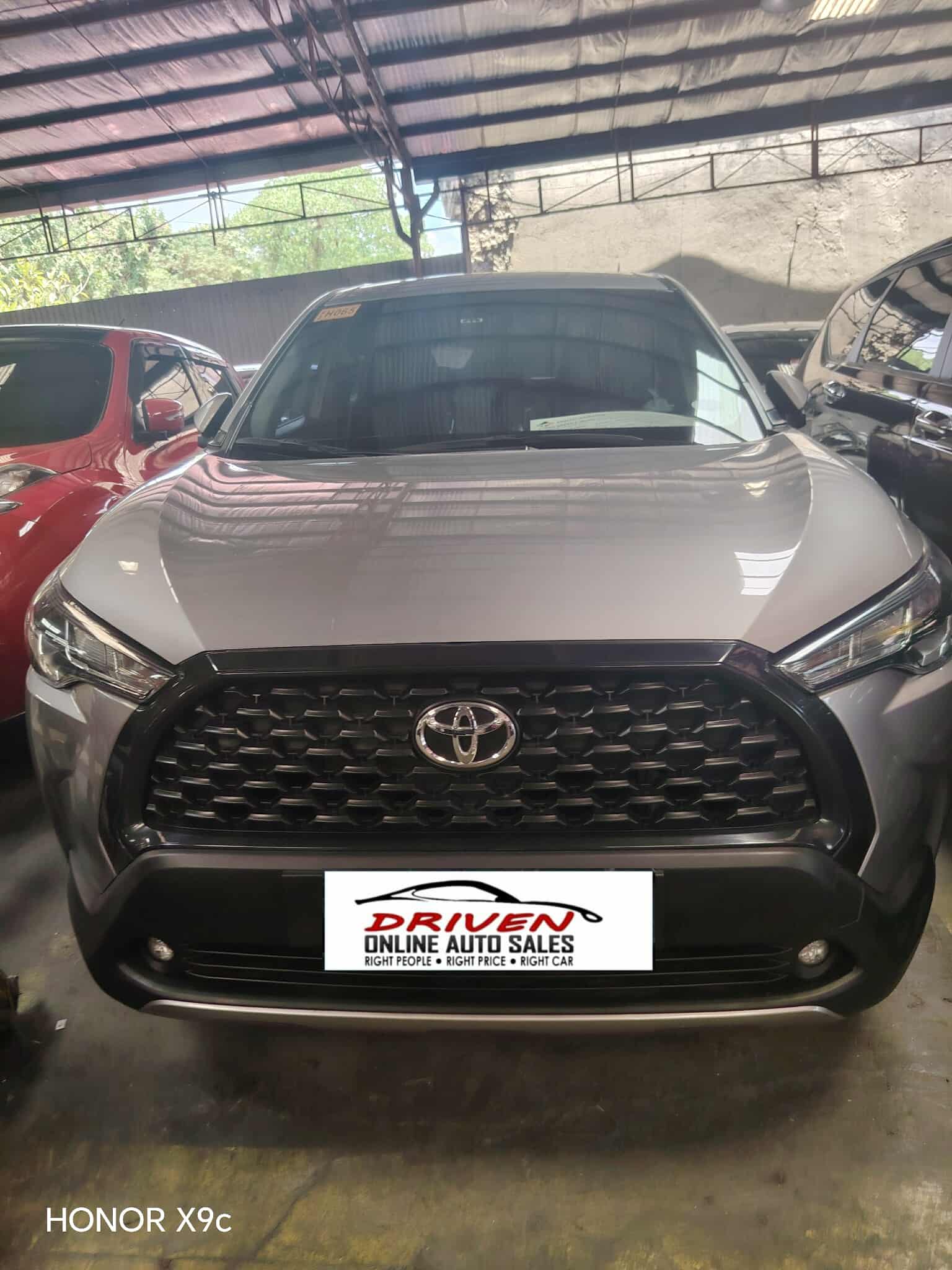 2020 TOYOTA COROLLA CROSS AT GAS - Image 1