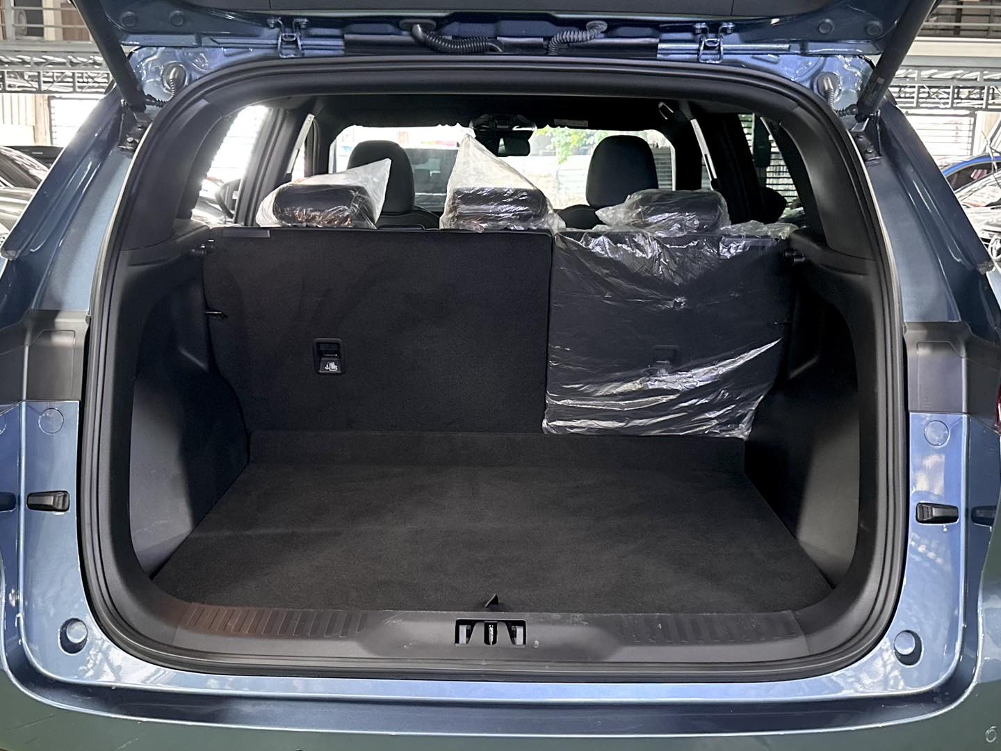 2025 FORD TERRITORY SPORT 1.5 AT GAS - Image 4