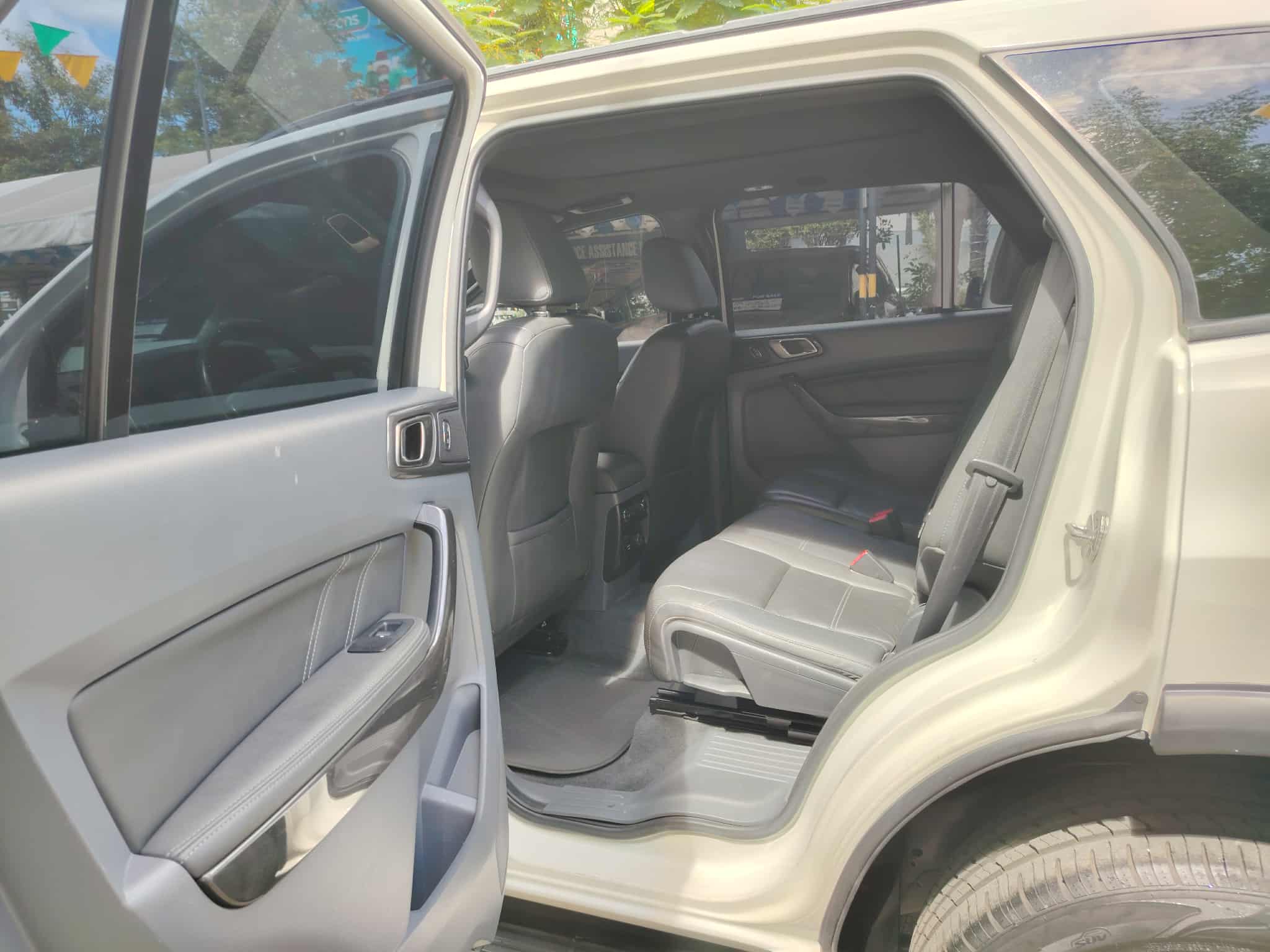 2019 FORD EVEREST TITANIUM PLUS W/SUNROOF AT DIESEL - Image 9