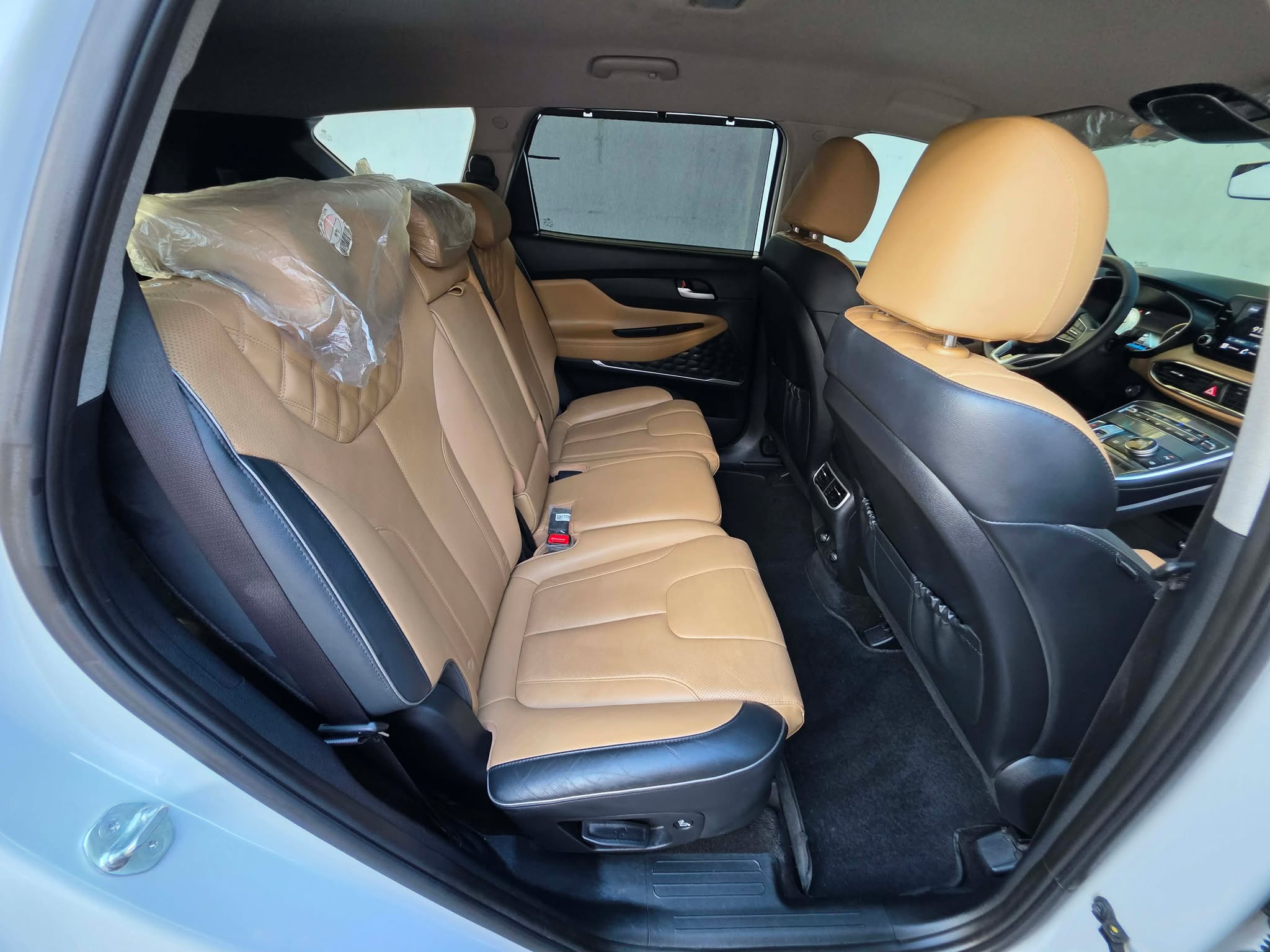 2023 HYUNDAI STA FE 2.2L CRDI AT DIESEL - Image 3