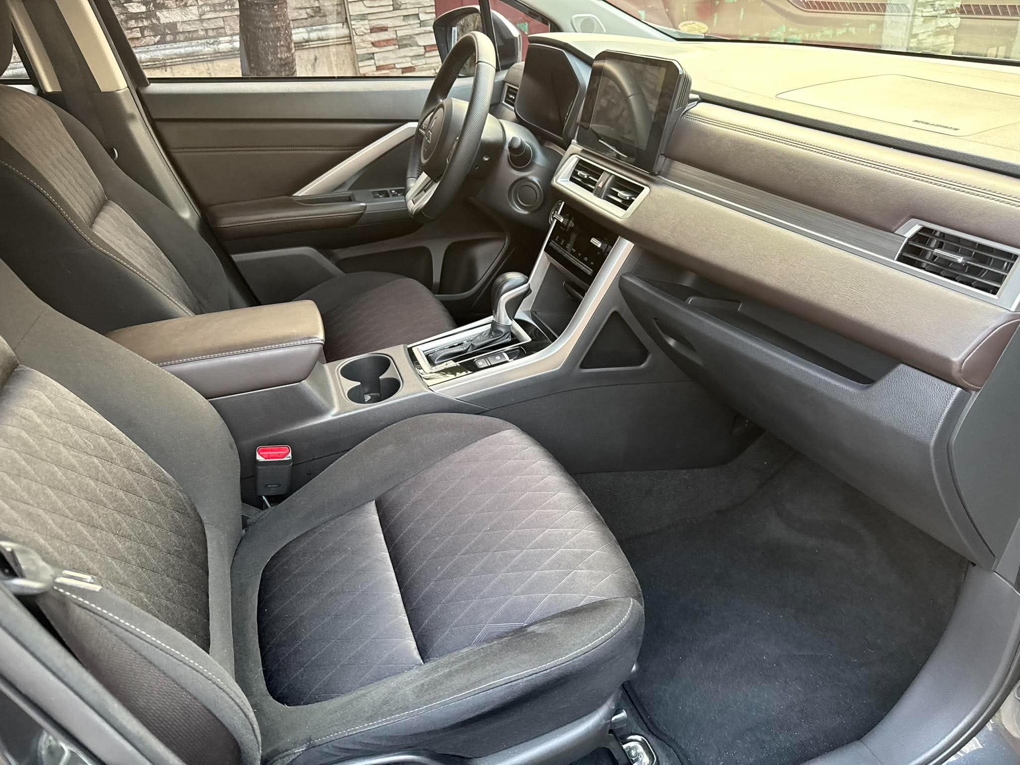 2025 MITSUBISHI XPANDER GLS AT GAS (NJQ4759) - Image 3