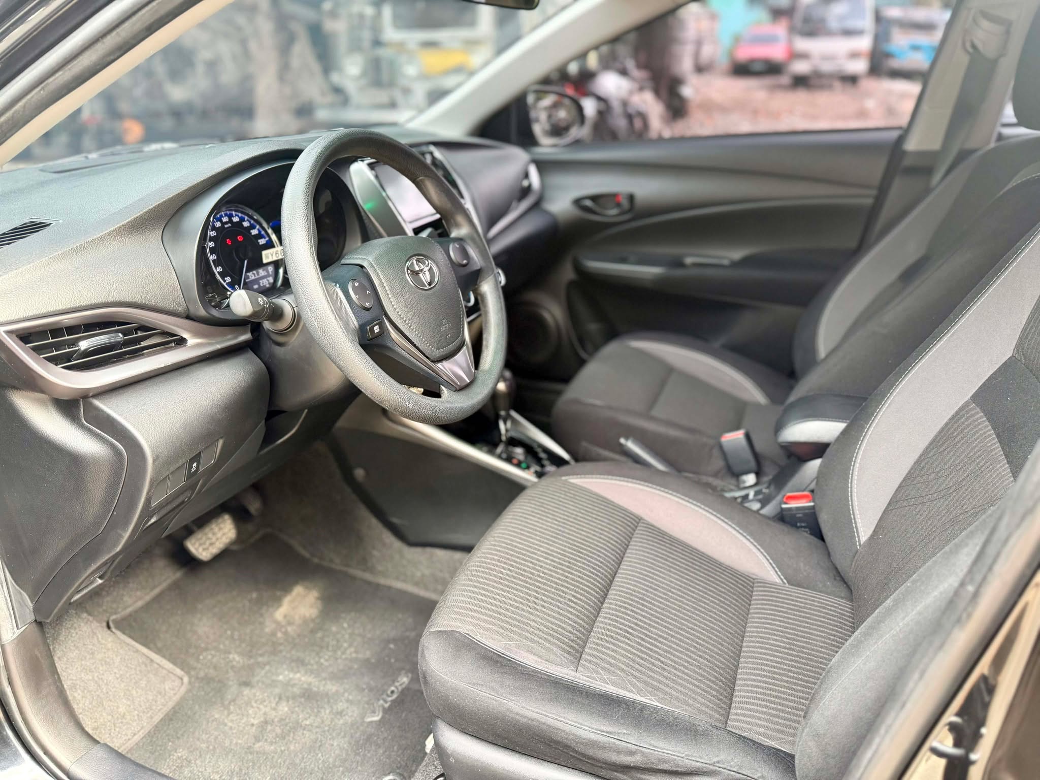 2024 TOYOTA VIOS XLE AT GAS (NKD3123) - Image 6