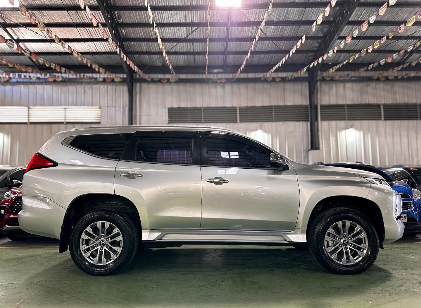2023 MITUSUBISHI MONTERO 2.4 GLS 4X2 AT DIESEL - Image 5