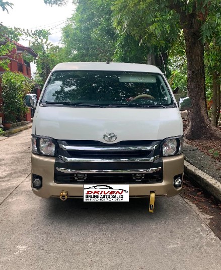 2017 TOYOTA HIACE GL GRANDIA MANUAL DIESEL - Image 1