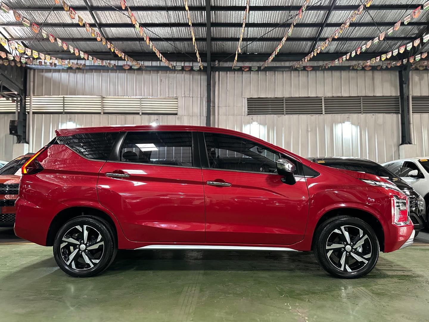 2024 MITSUBISHI XPANDER GLS 1.5L  AT GAS - Image 5