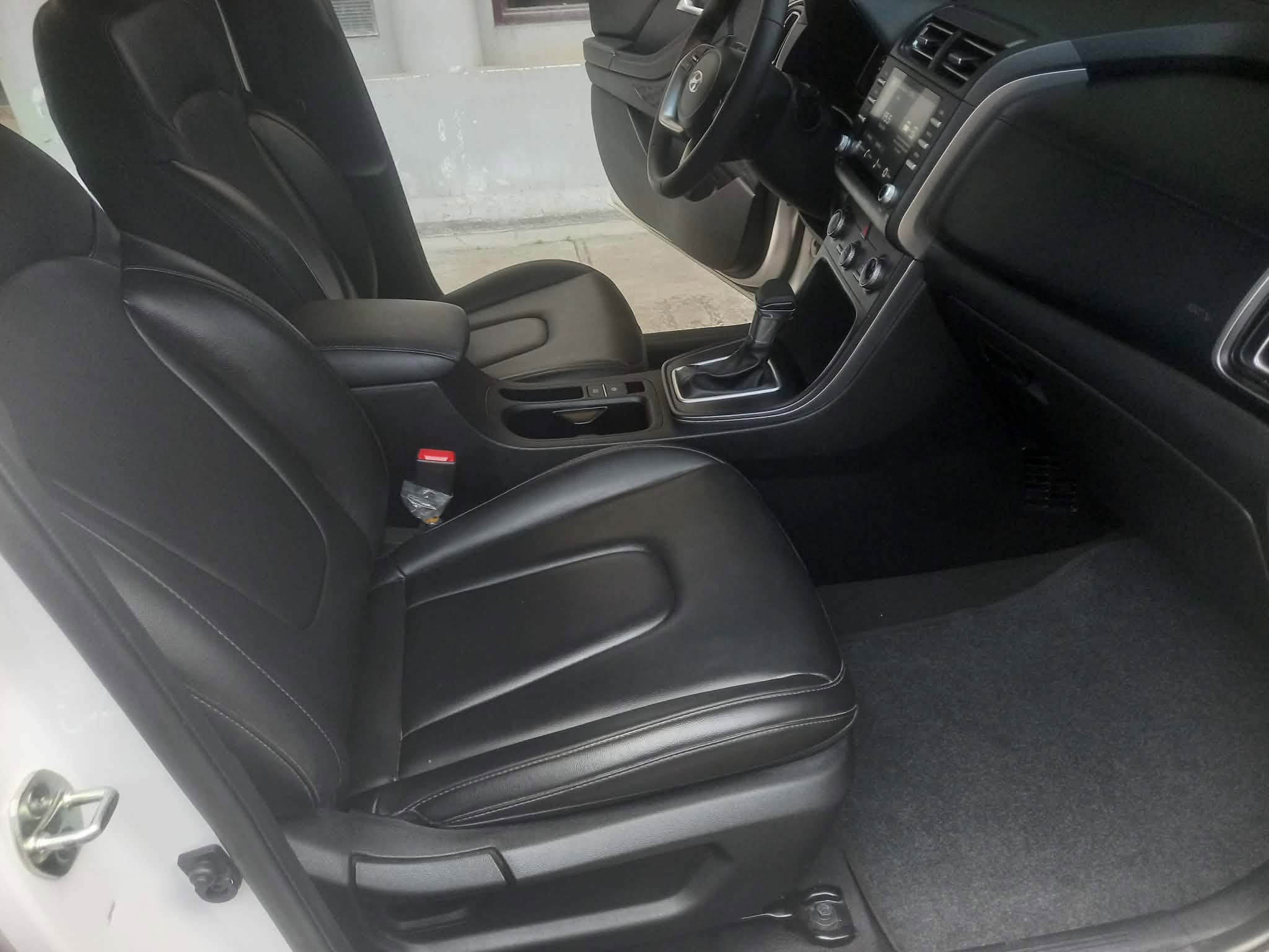 2024 HYUNDAI CRETA GL AT GAS (LAO4586) - Image 6