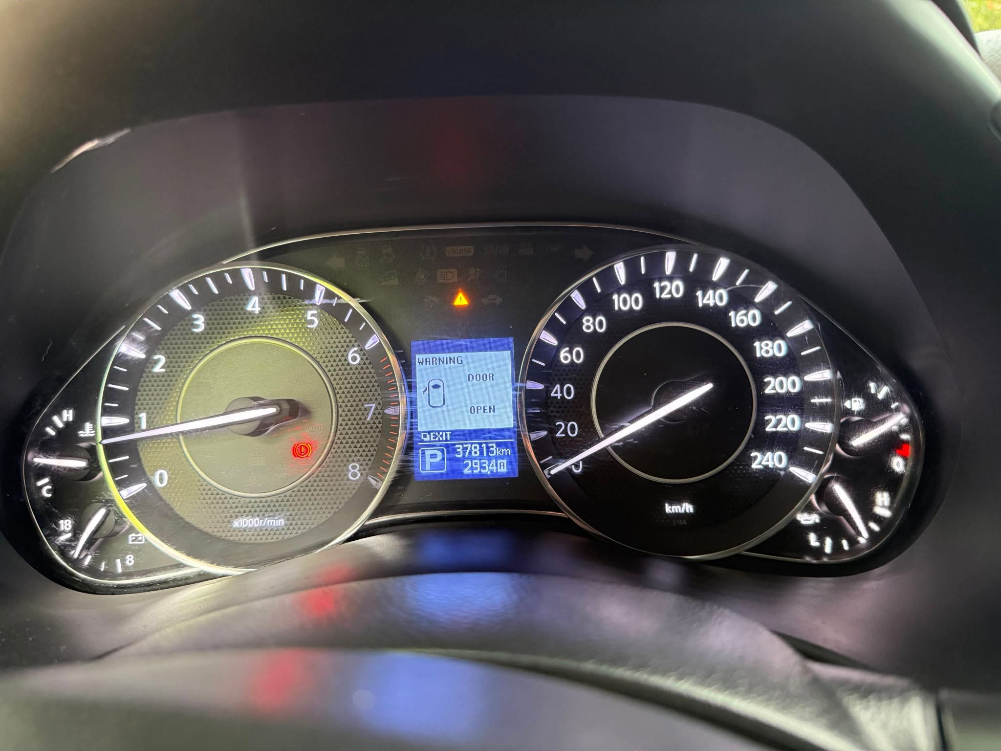 2020 NISSAN PATROL ROYALE LE 4X4 AT GAS (ENDING 0 PLATE) - Image 8