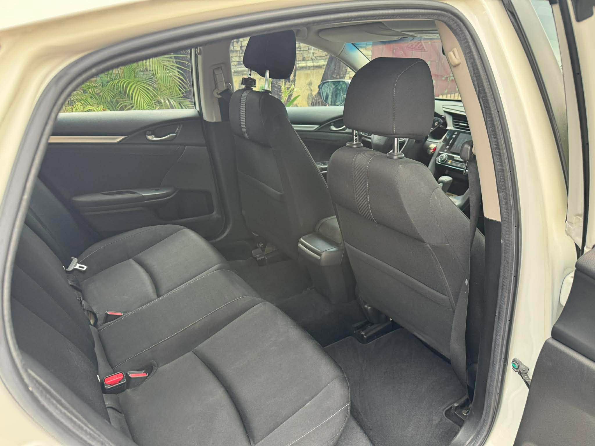 2018 HONDA CIVIC FC 1.8 AT GAS (DAL3526) - Image 4