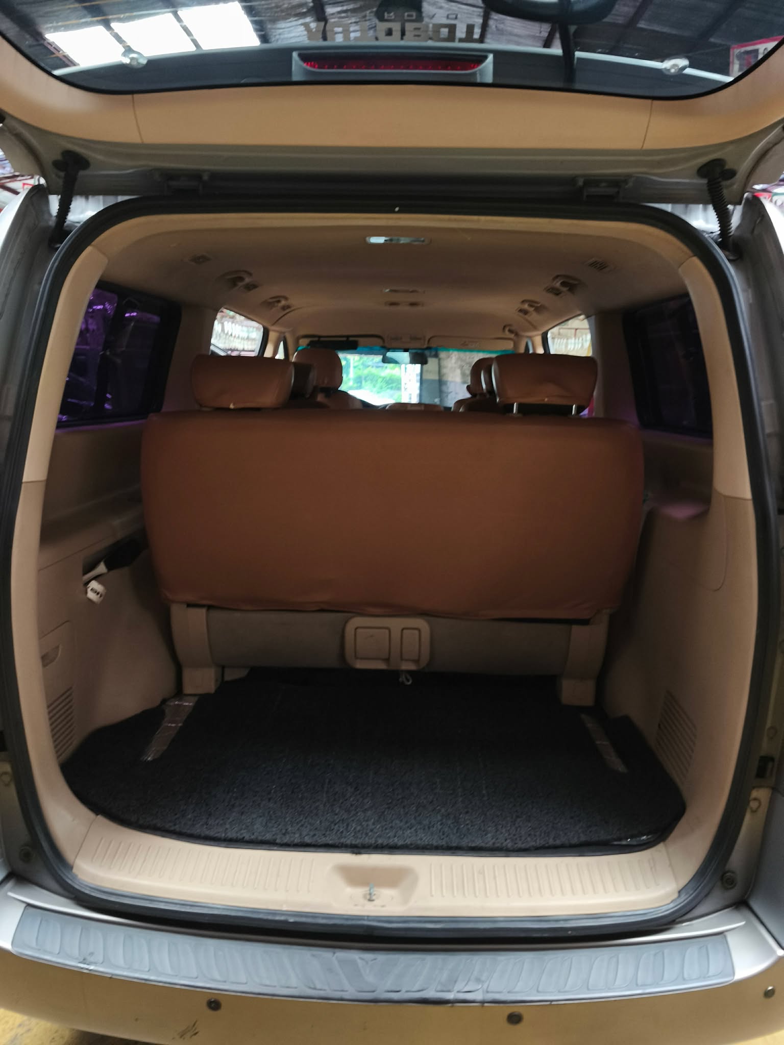 2017 HYUNDAI GRAND STAREX 2 AT DIESEL (DAB2907) - Image 2
