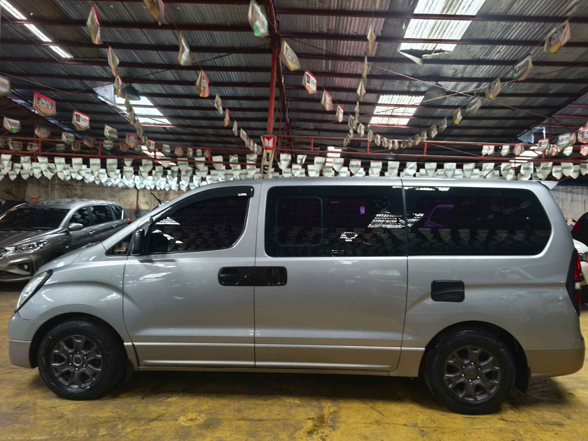2017 HYUNDAI GRAND STAREX 2 AT DIESEL (DAB2907) - Image 7