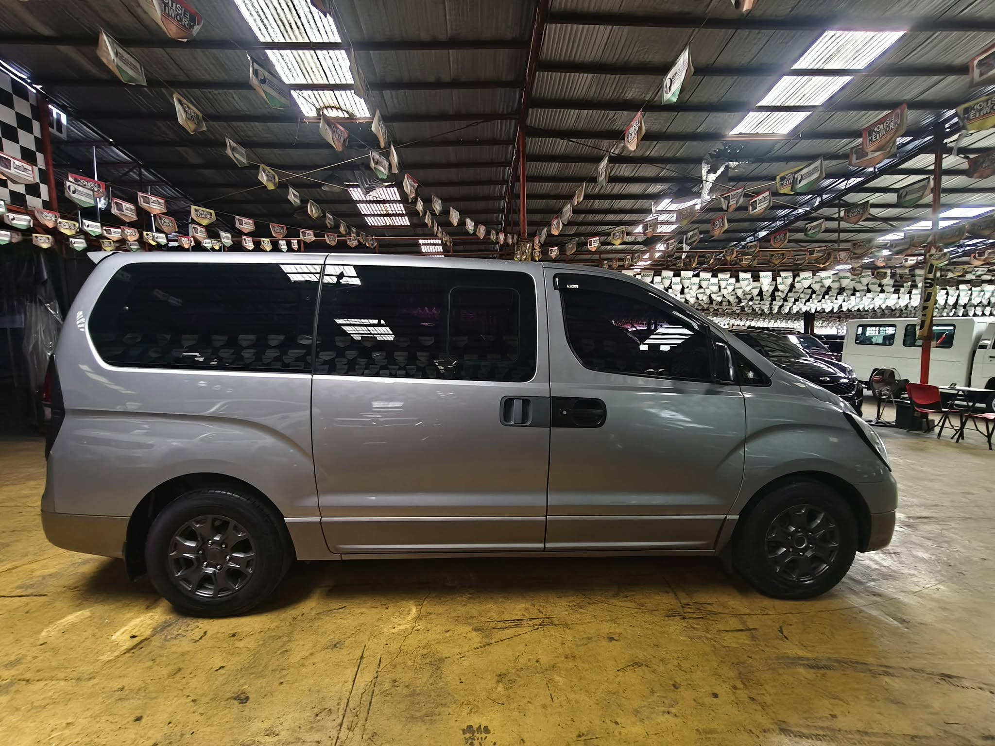 2017 HYUNDAI GRAND STAREX 2 AT DIESEL (DAB2907) - Image 11