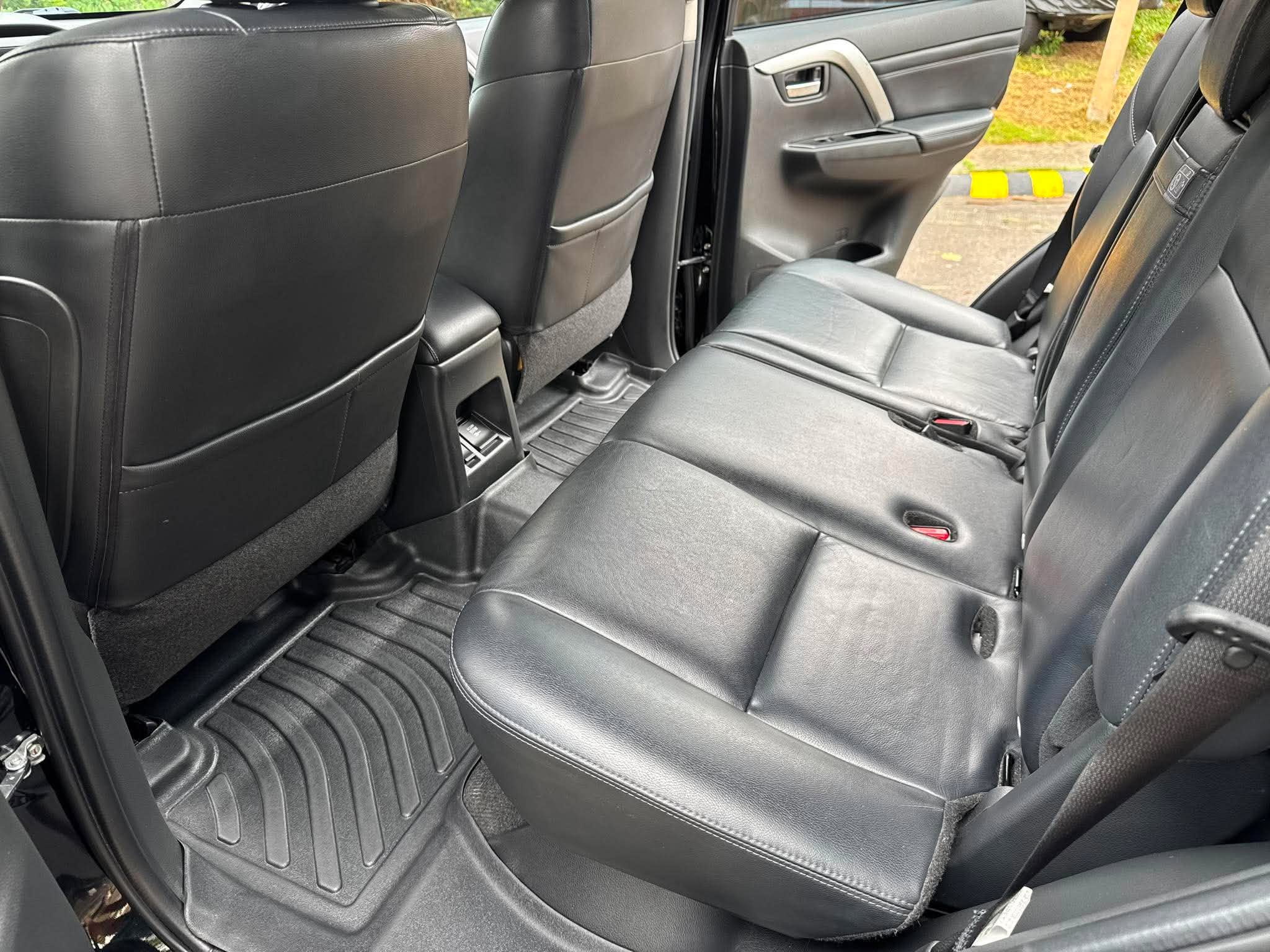 2022 MITSUBISHI MONTERO BLACK SERIES AT DIESEL (NFK5602) - Image 3