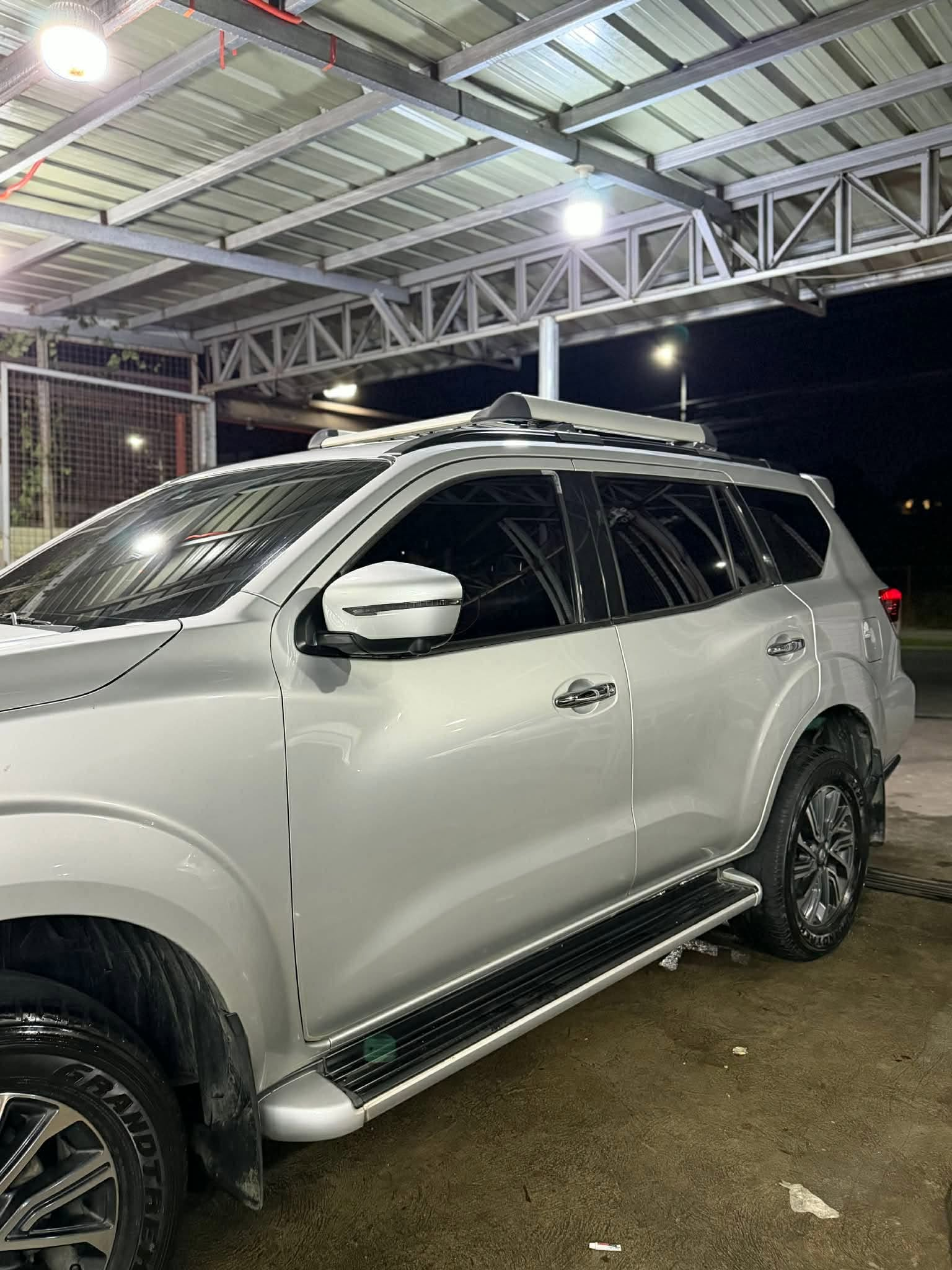 2020 NISSAN TERRA VL 4X2 AT DIESEL - Image 3