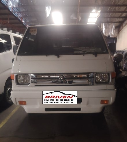 2025 MITSUBISHI L300 FB DUAL AIRCON MANUAL DIESEL (NEZ2498) - Image 1