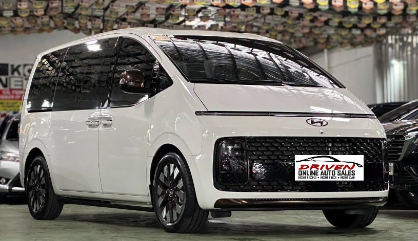 2023 HYUNDAI STARIA PREMIUM 2.2L AWD AT DIESEL - Image 6
