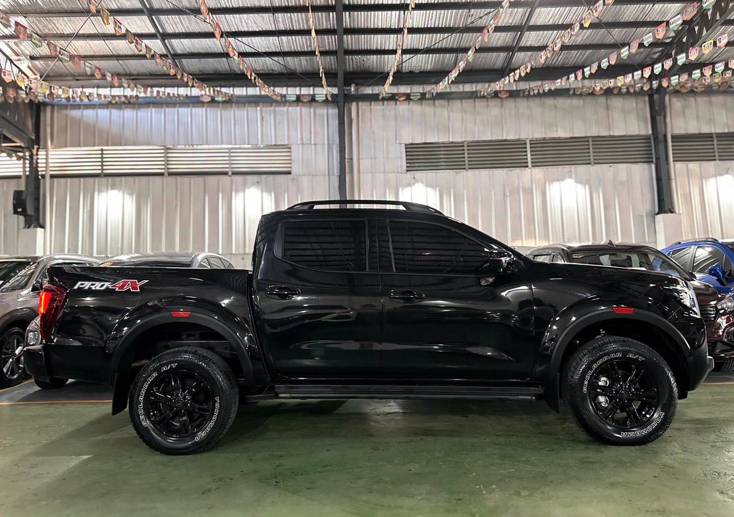 2025 NISSAN NAVARA PRO 4X 4X4 AT DIESEL - Image 7