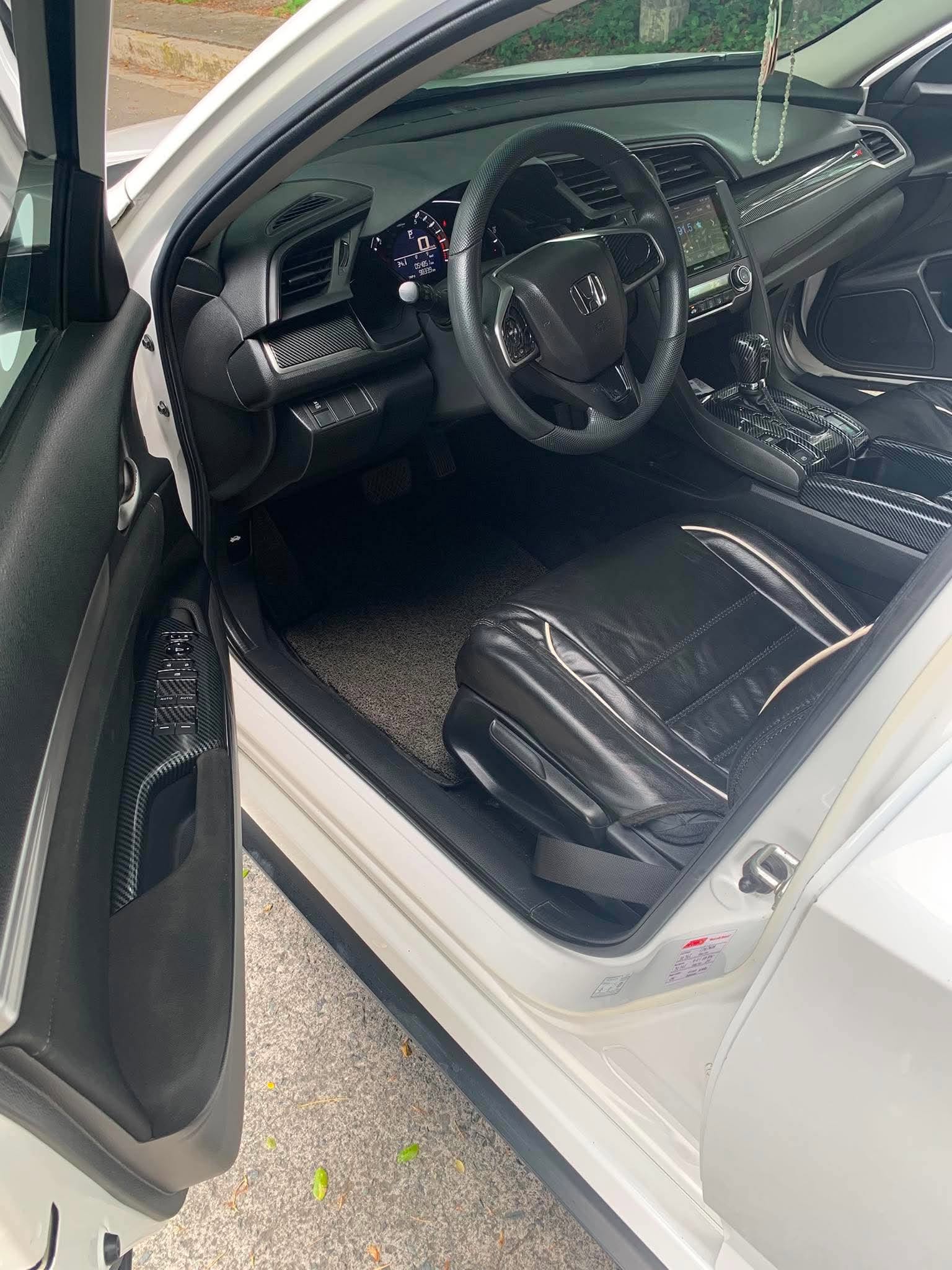 2019 HONDA CIVIC 1.8 E AT GAS - Image 4