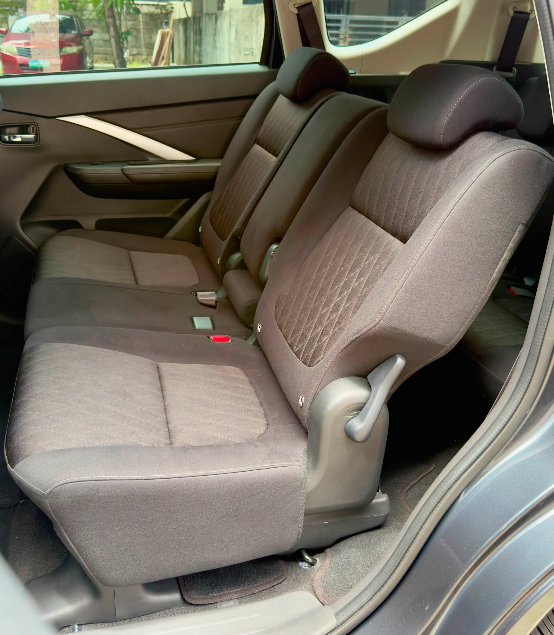 2025 MITSUBISHI XPANDER GLS AT GAS (NGC9736) - Image 2
