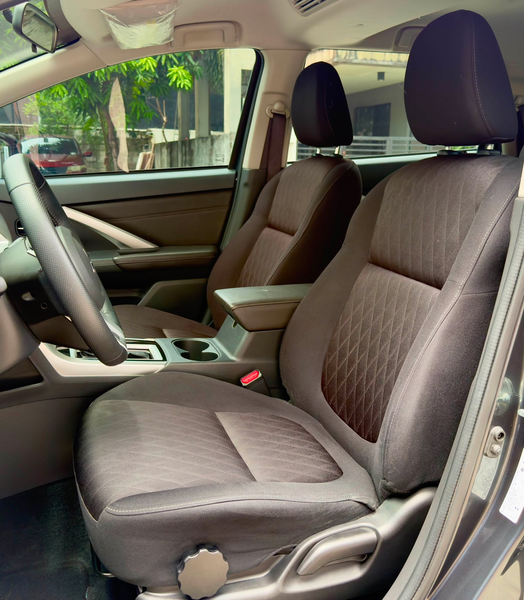 2025 MITSUBISHI XPANDER GLS AT GAS (NGC9736) - Image 7