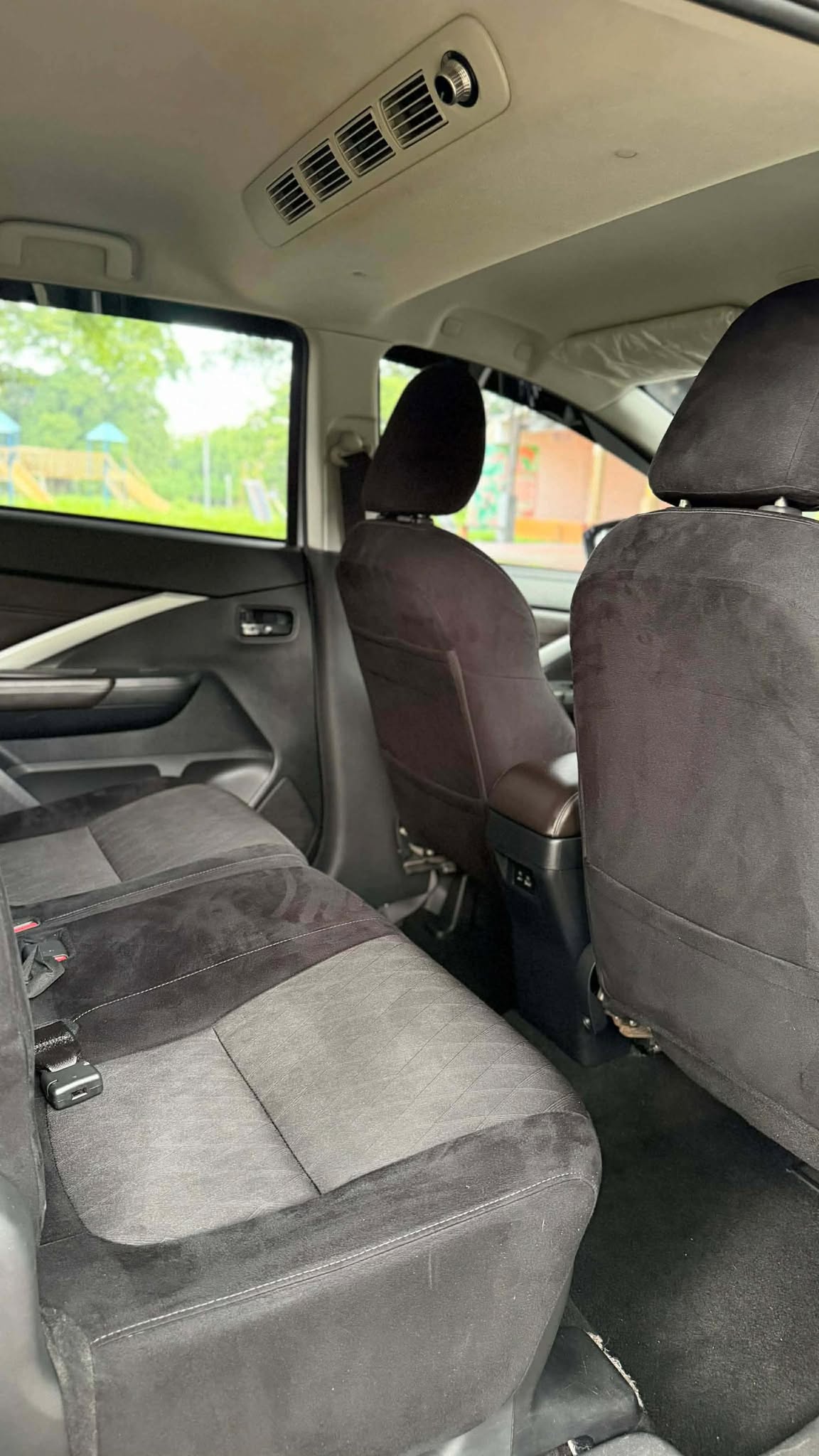 2024 MITSUBISHI XPANDER GLX AT GAS (NIQ7142) - Image 2