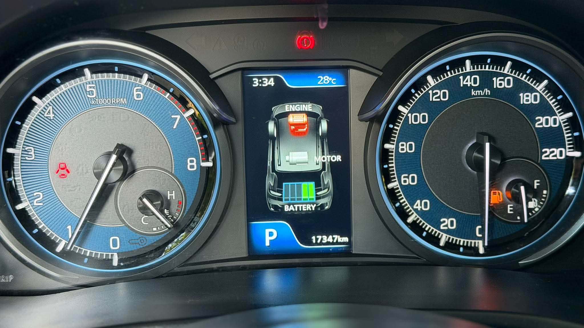 2025 SUZUKI XL7 GLX AT MILD HYBRID-MHEV (VAC4855) - Image 4