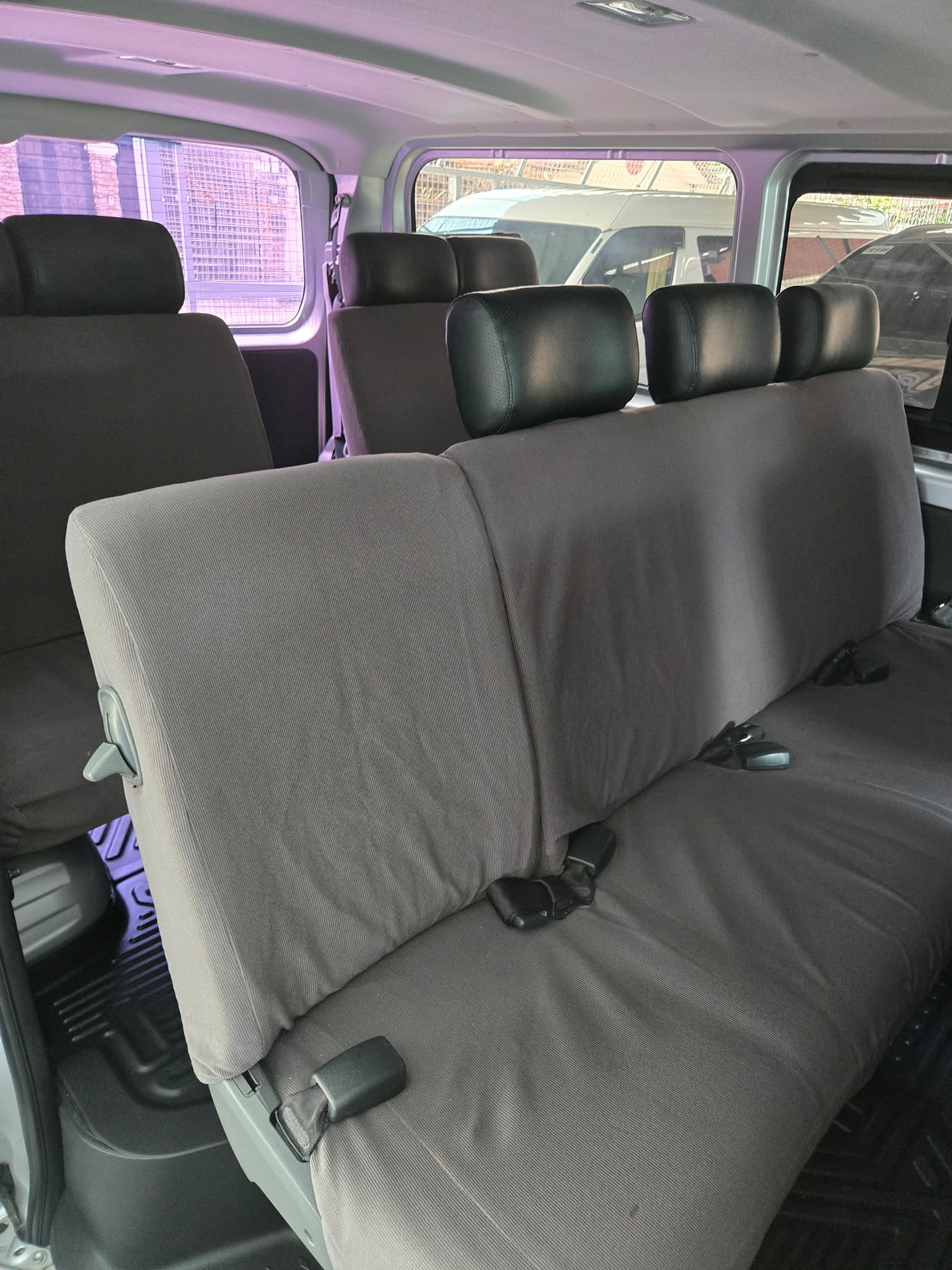 2021 TOYOTA HIACE COMMUTER DELUXE 2.8 MANUAL DIESEL (NFC1213) - Image 3