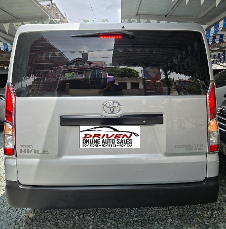 2021 TOYOTA HIACE COMMUTER DELUXE 2.8 MANUAL DIESEL (NFC1213) - Image 11