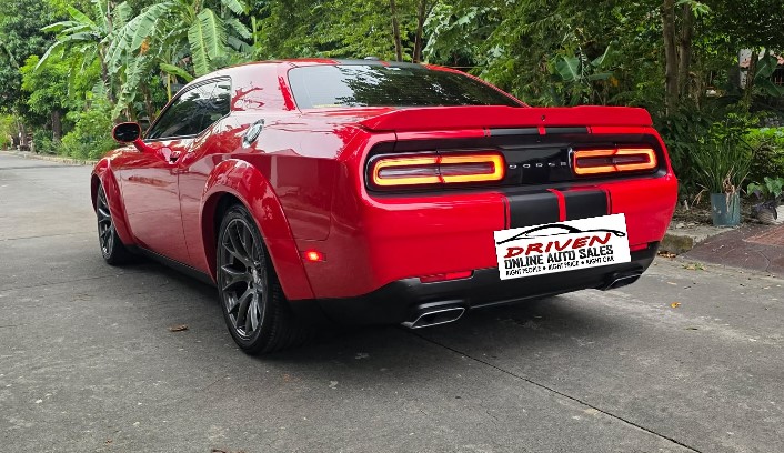 2016 DODGE CHALLENGER SRT 392 AT GAS - Image 3