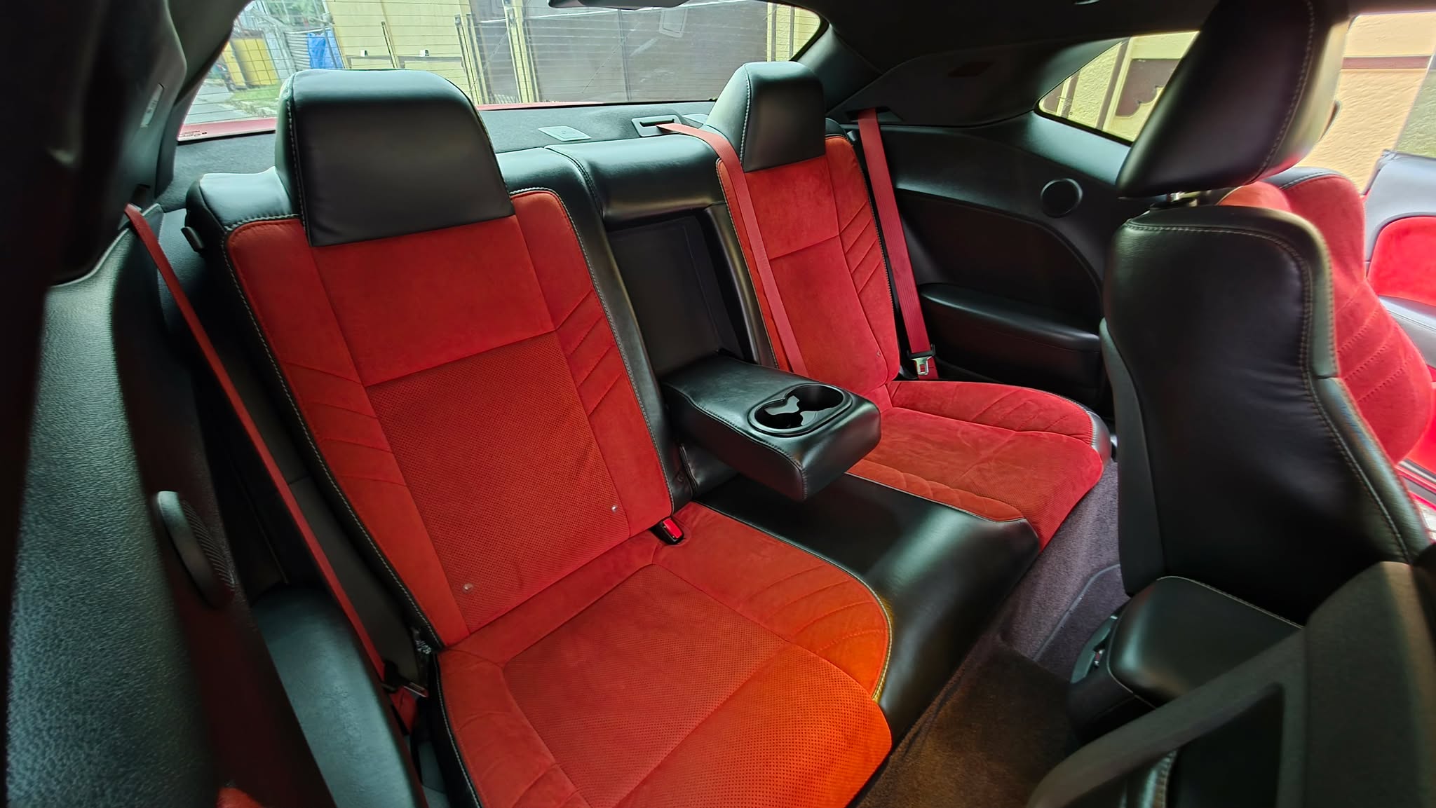 2016 DODGE CHALLENGER SRT 392 AT GAS - Image 6