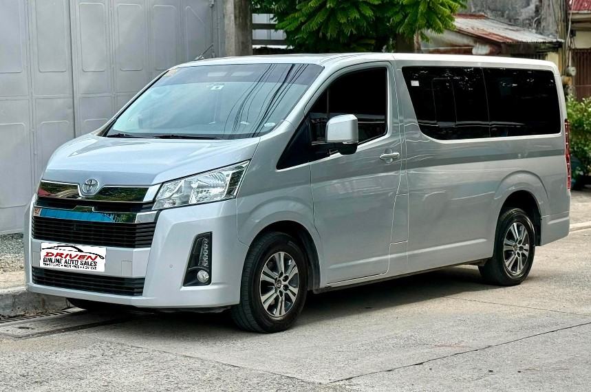 2019 TOYOTA HIACE GL GRANDIA 2.8 NEW LOOK MANUAL DIESEL (NDK3615) - Image 4