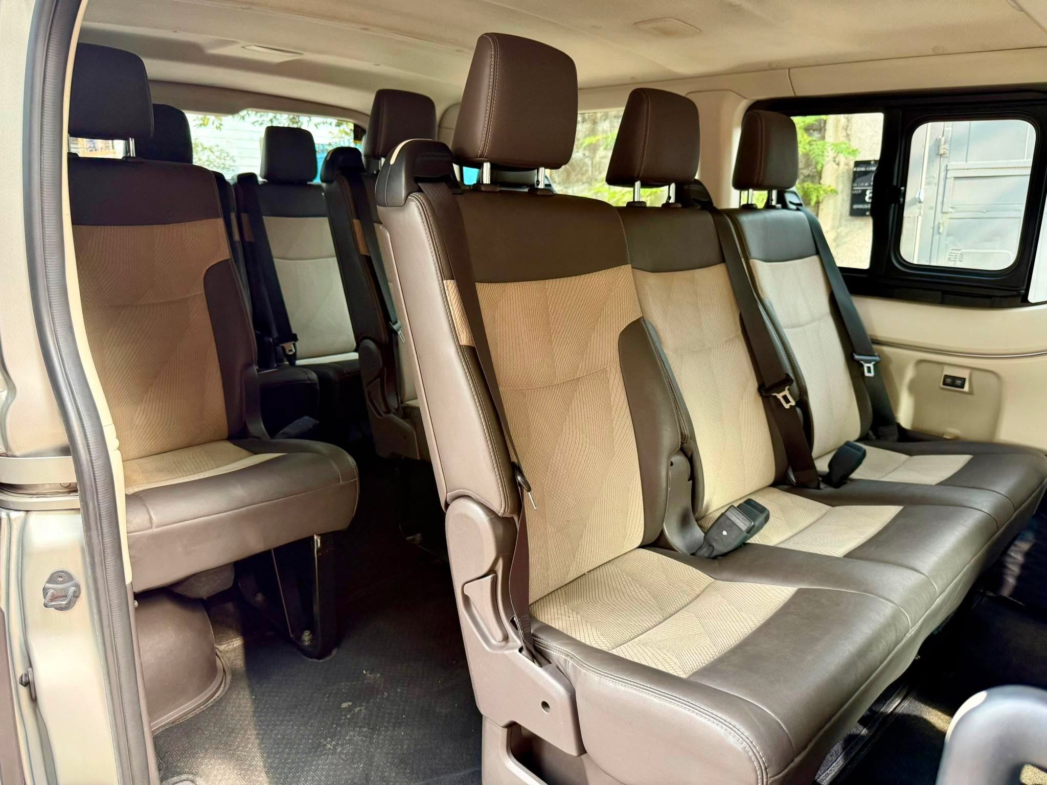 2019 TOYOTA HIACE GL GRANDIA 2.8 NEW LOOK MANUAL DIESEL (NDK3615) - Image 6