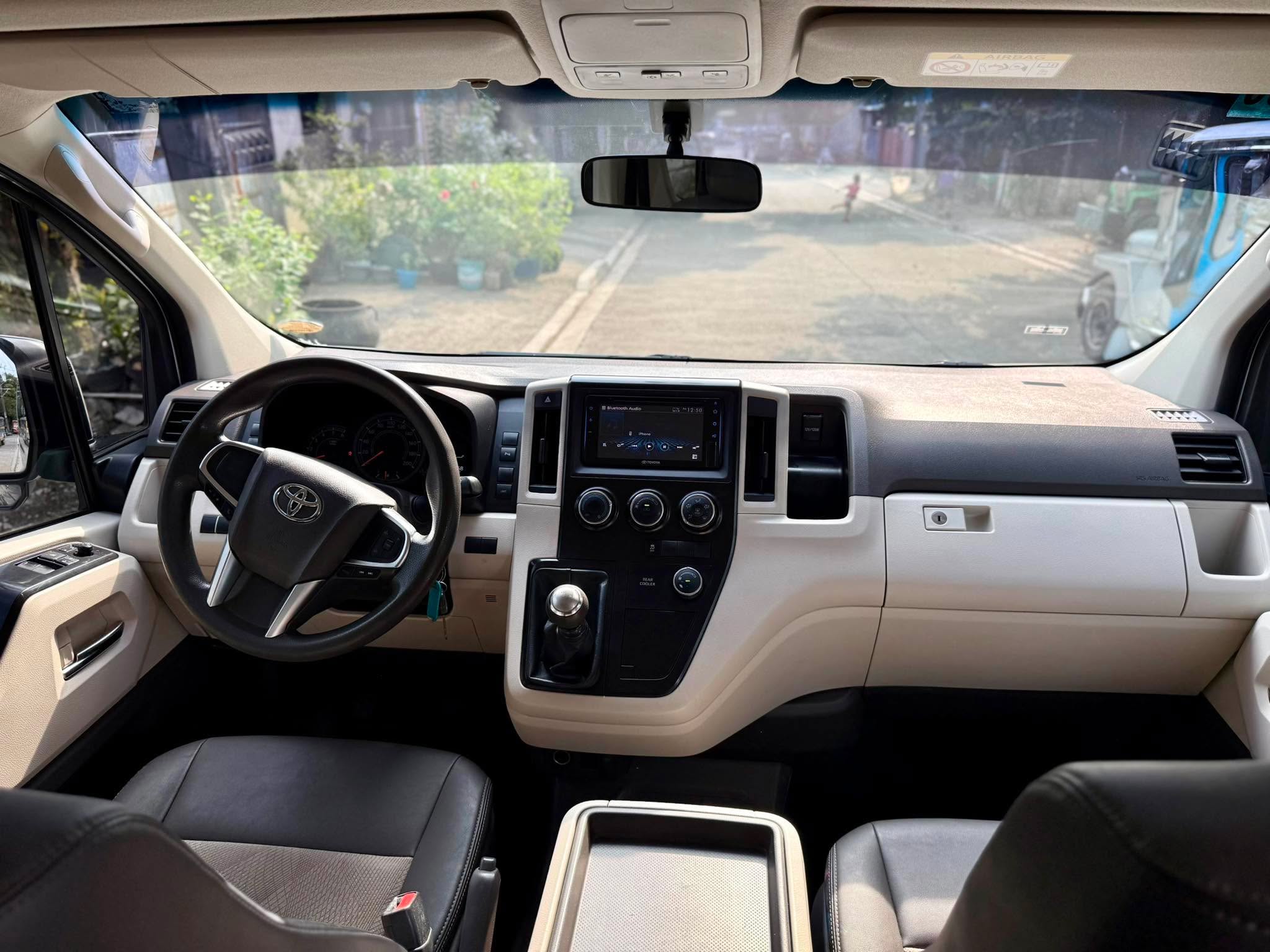 2019 TOYOTA HIACE GL GRANDIA 2.8 NEW LOOK MANUAL DIESEL (NDK3615) - Image 7