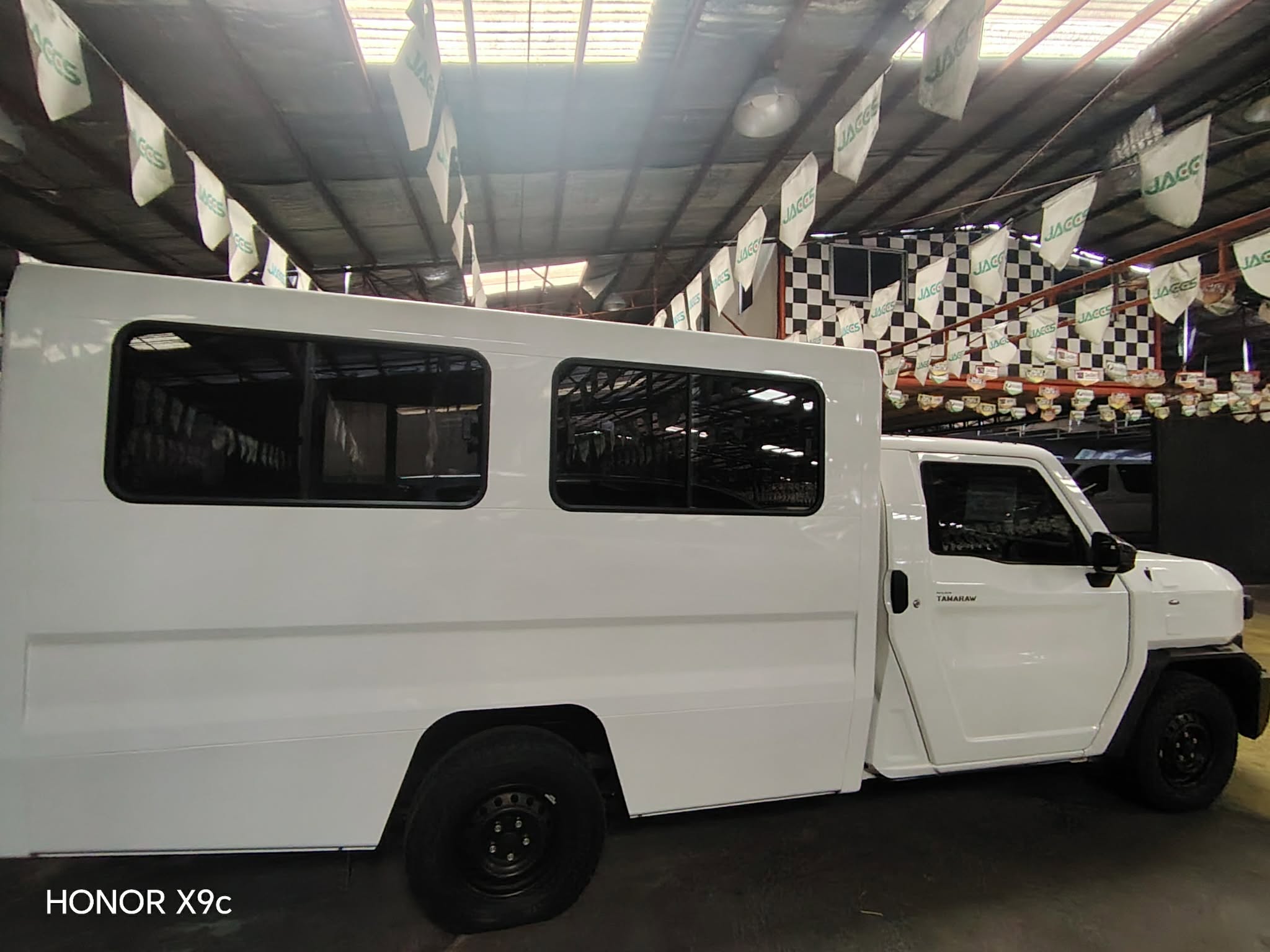 2025 TOYOTA TAMARAW FX MANUAL DIESEL (DC5814) - Image 2