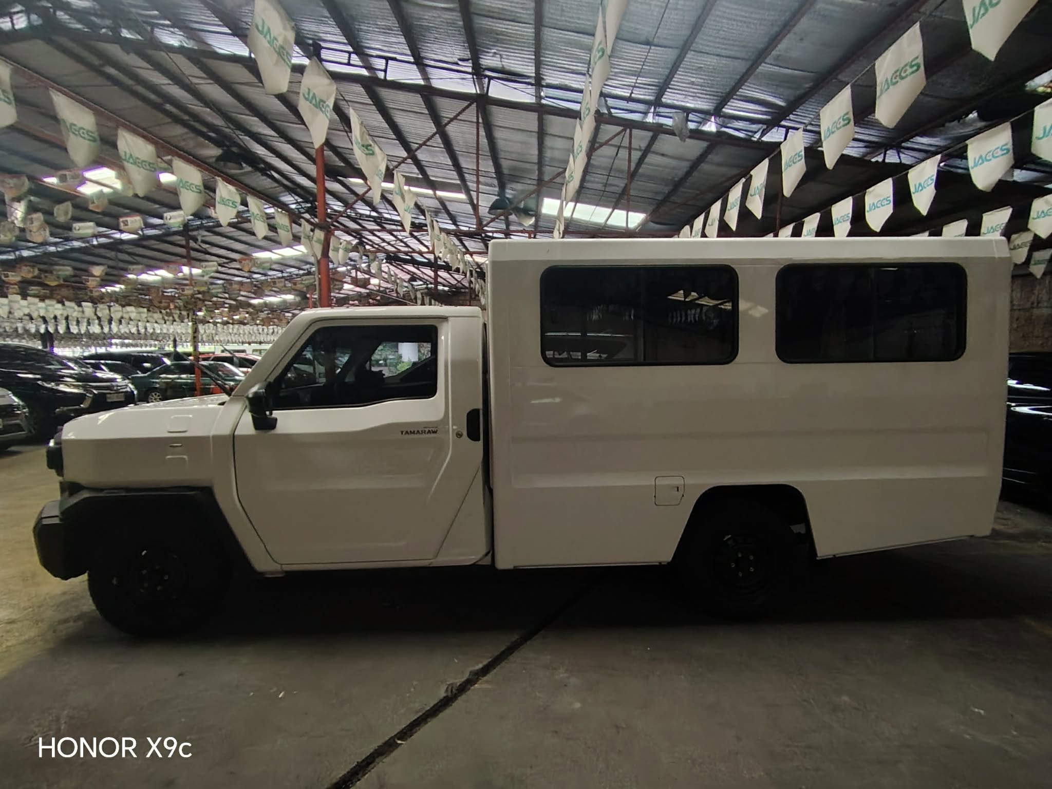 2025 TOYOTA TAMARAW FX MANUAL DIESEL (DC5814) - Image 3