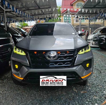 2016 TOYOTA FORTUNER V LOADED 4X2 AT DIESEL (NDB4969) - Image 1