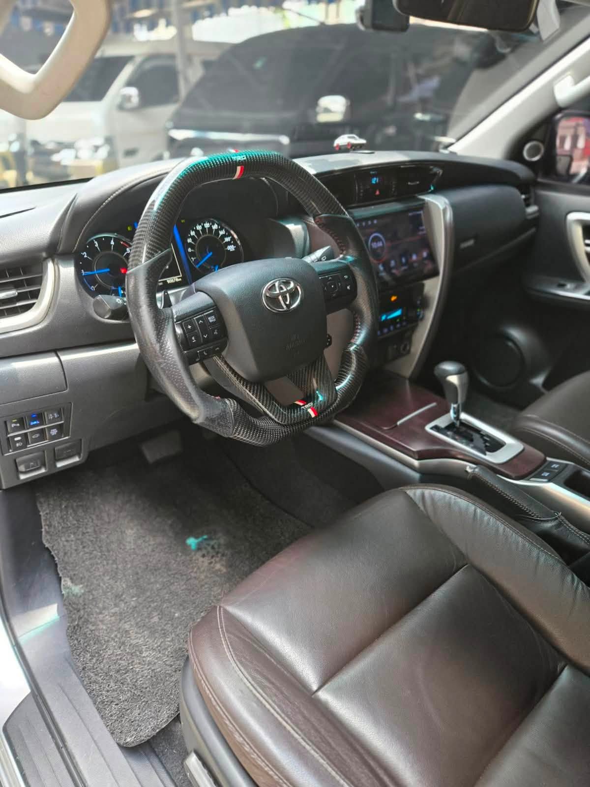 2016 TOYOTA FORTUNER V LOADED 4X2 AT DIESEL (NDB4969) - Image 7