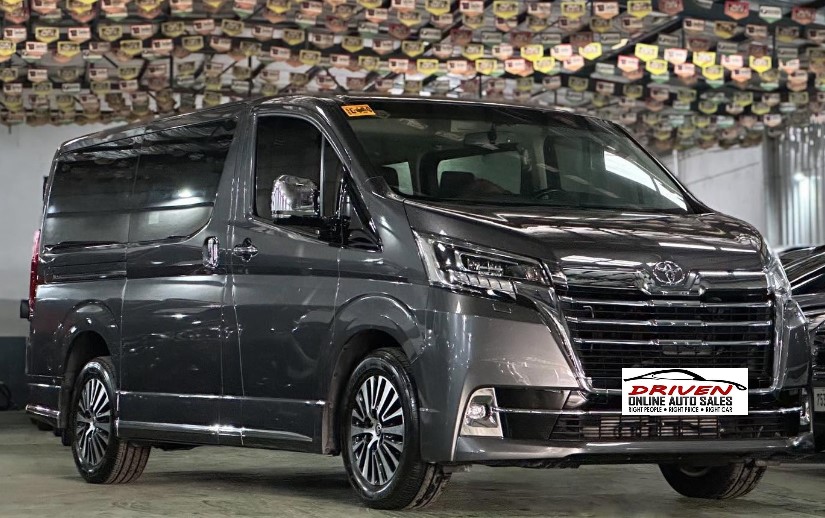 2022 TOYOTA HIACE SUPER GRANDIA AT DIESEL - Image 7